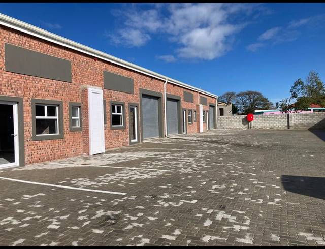 BUSINESS PROPERTY TO RENT IN FAIRVIEW